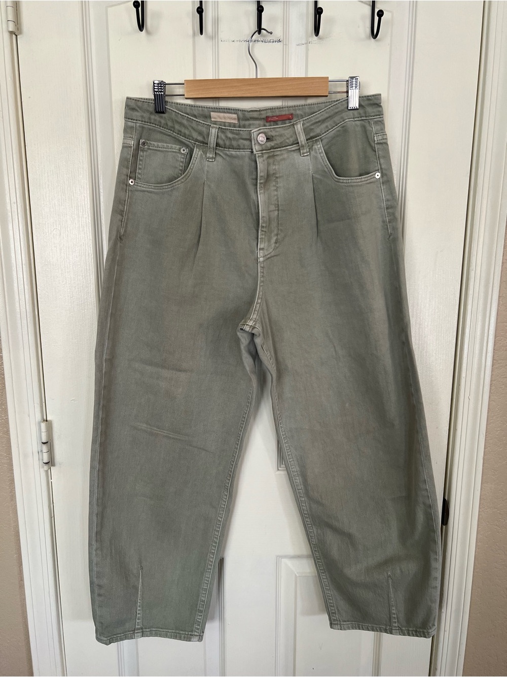 Pilcro The Breaker Jeans Size 31 Sage Green Barrel Leg Cropped Denim